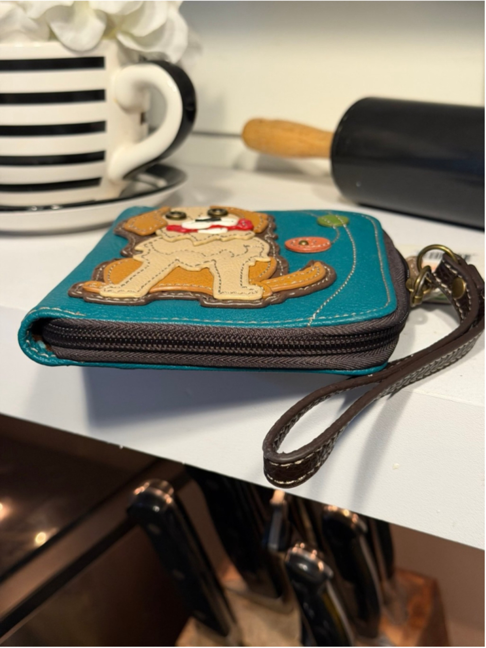 NWT CHALA GOLDEN RETRIEVER DOG ZIPPERED BIFOLD WALLET FAUX LEATHER TURQUOISE - Picture 9 of 10
